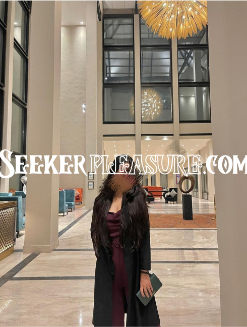 Hi i am jizya Sharma available in Indore For Sex service